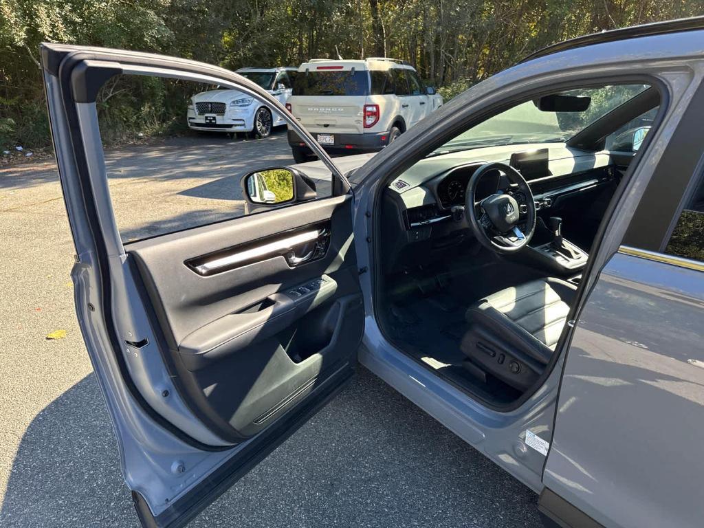 used 2023 Honda CR-V Hybrid car, priced at $32,499
