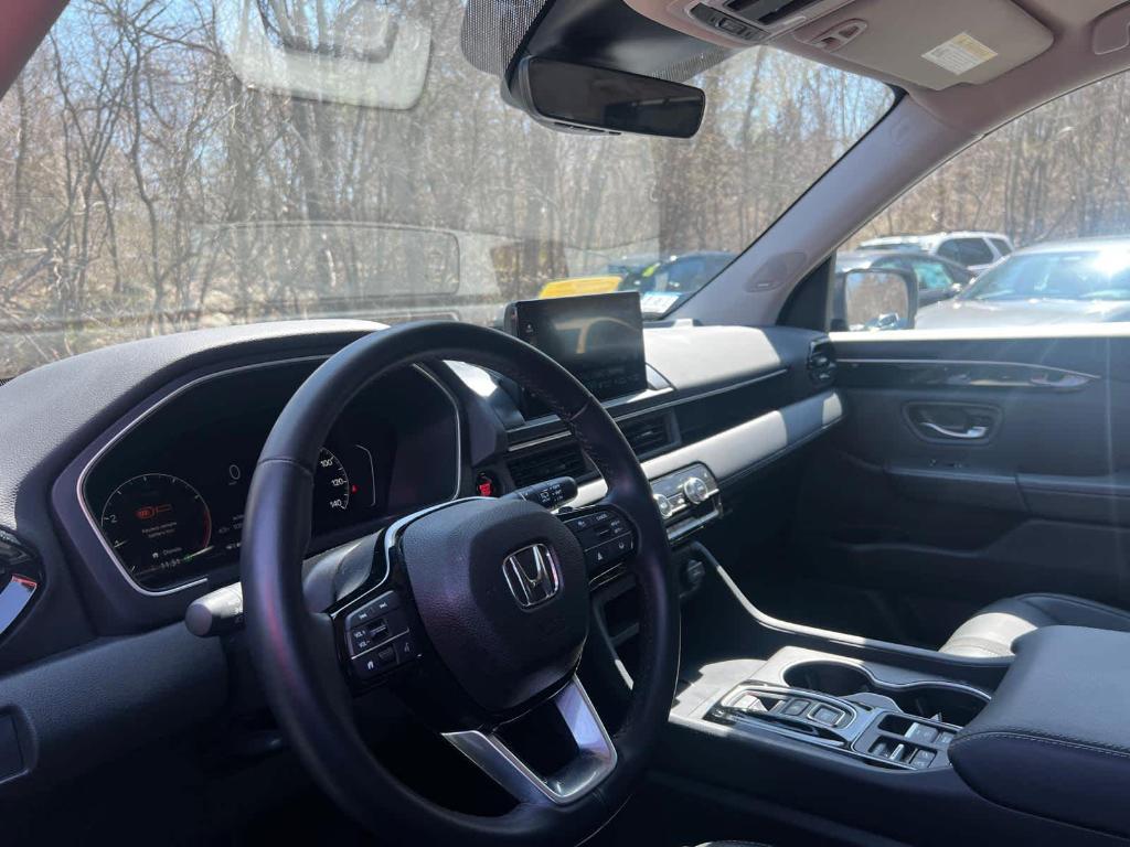 used 2023 Honda Pilot car, priced at $41,988