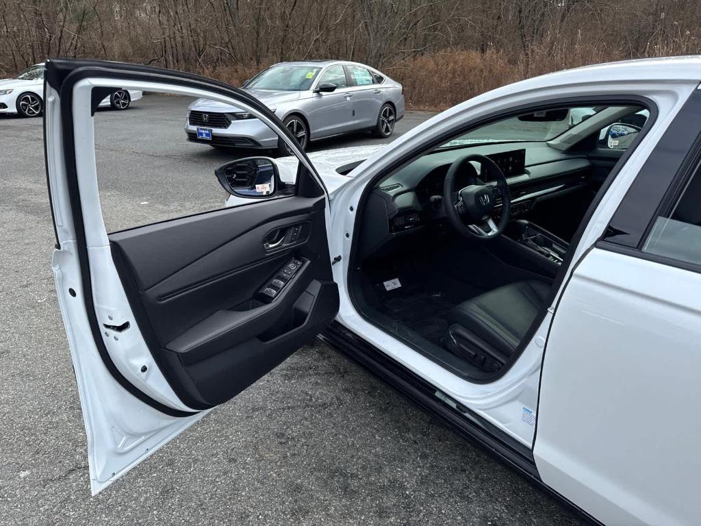new 2025 Honda Accord Hybrid car, priced at $40,950