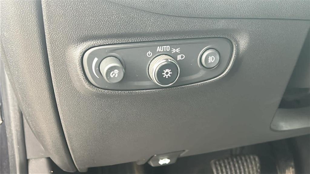 used 2020 Chevrolet Equinox car, priced at $17,395