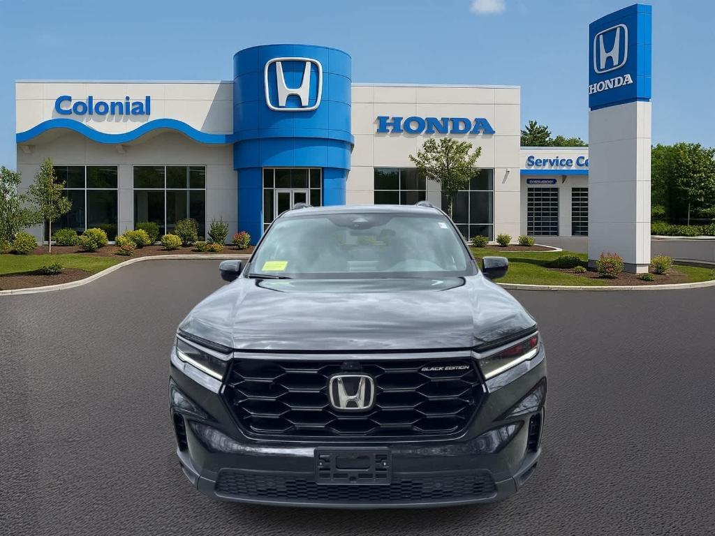 used 2025 Honda Pilot car, priced at $47,888
