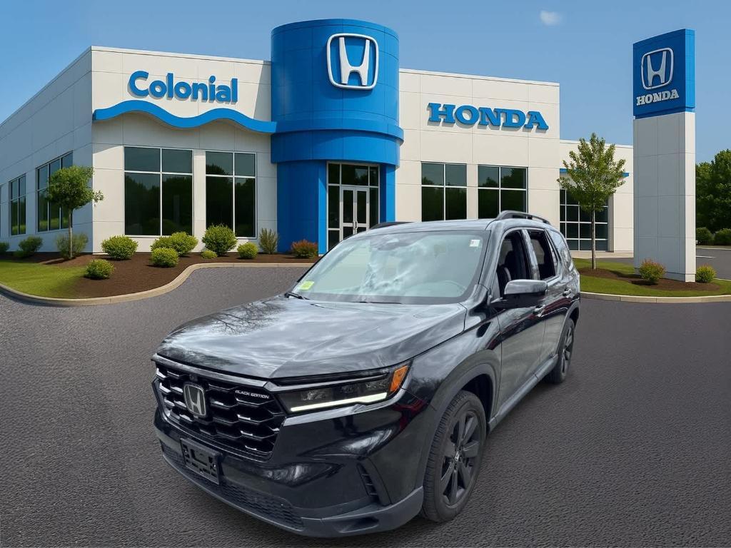used 2025 Honda Pilot car, priced at $47,888