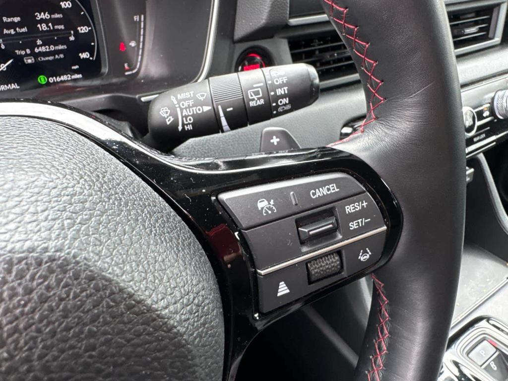 used 2025 Honda Pilot car, priced at $47,888
