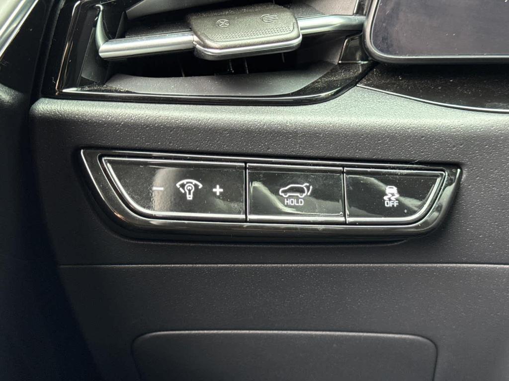 used 2025 Kia Niro EV car, priced at $25,788