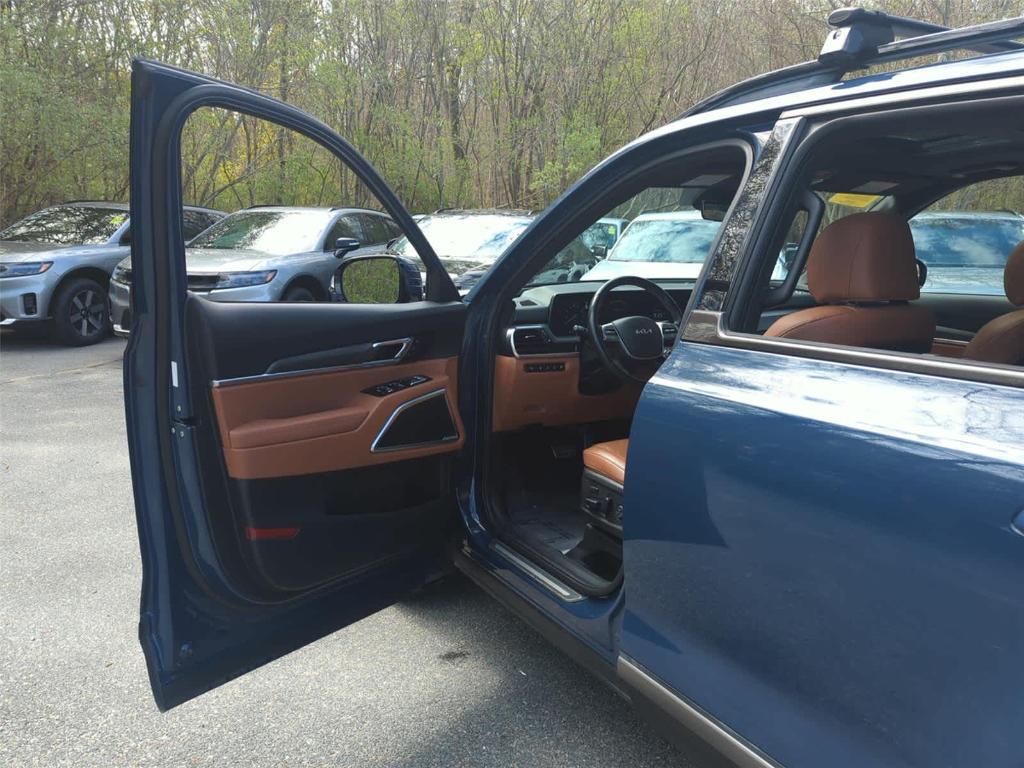 used 2023 Kia Telluride car, priced at $36,988