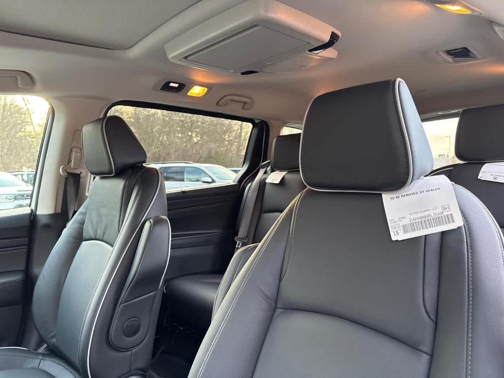 new 2026 Honda Odyssey car, priced at $49,445