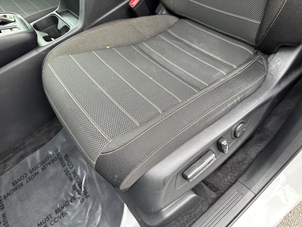 used 2024 Honda CR-V Hybrid car, priced at $30,888