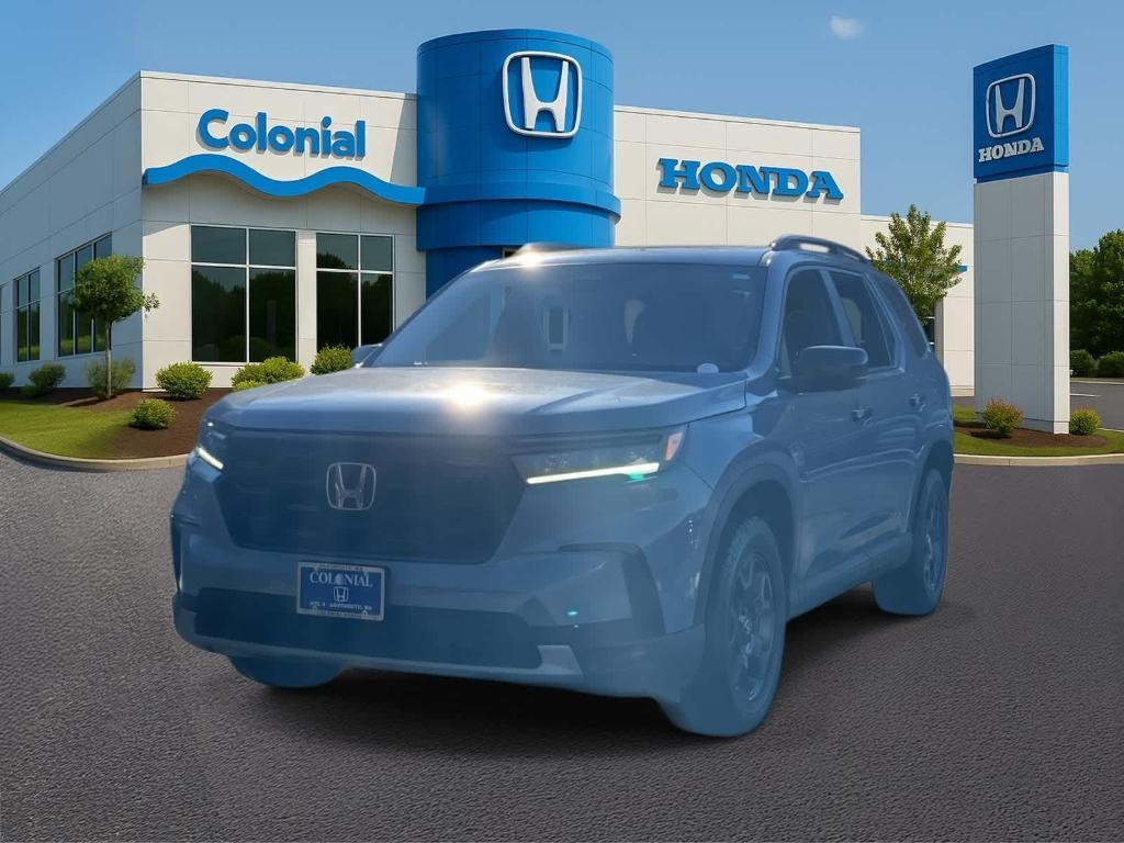 used 2025 Honda Pilot car, priced at $41,125