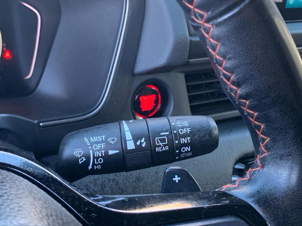 used 2025 Honda Pilot car, priced at $41,125