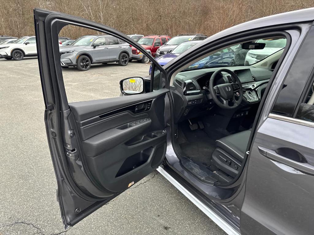 new 2026 Honda Odyssey car, priced at $53,190