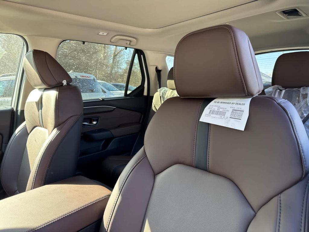 new 2026 Honda Pilot car, priced at $53,045