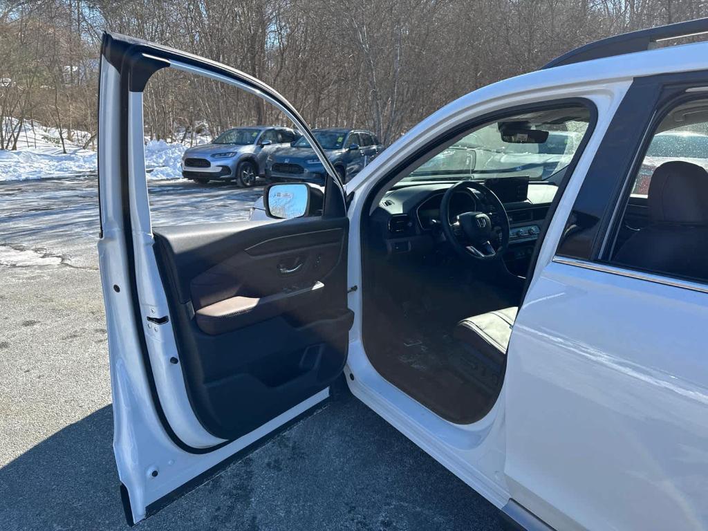 new 2026 Honda Pilot car, priced at $53,045