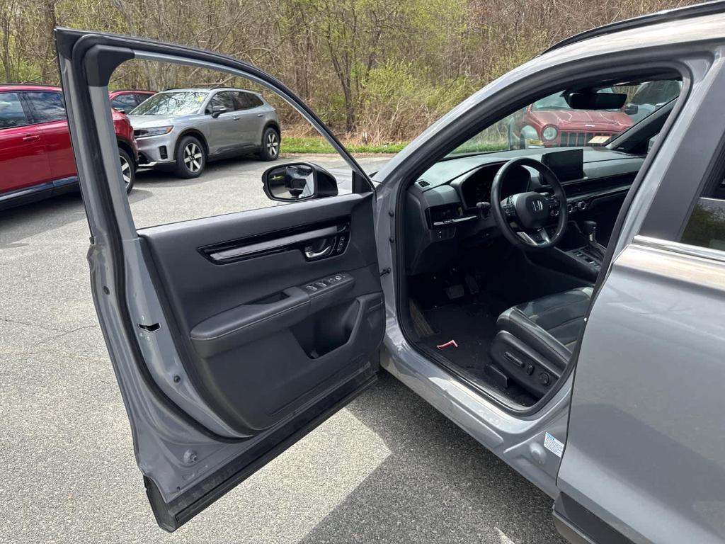 used 2024 Honda CR-V Hybrid car, priced at $38,991