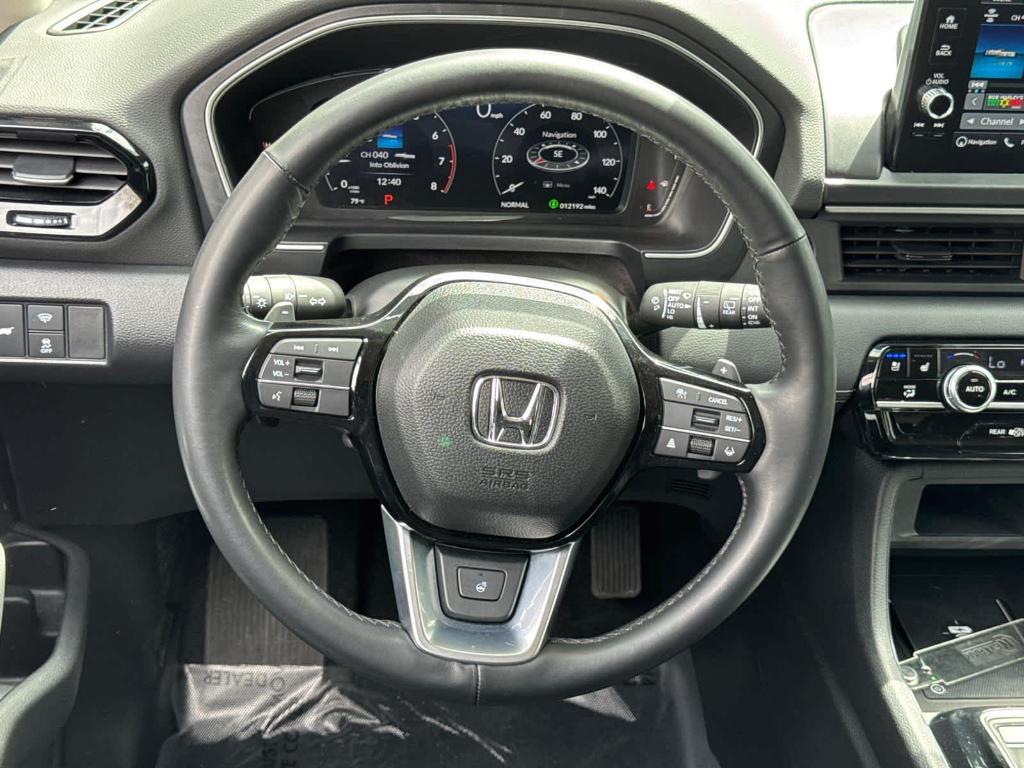 used 2025 Honda Pilot car, priced at $47,988