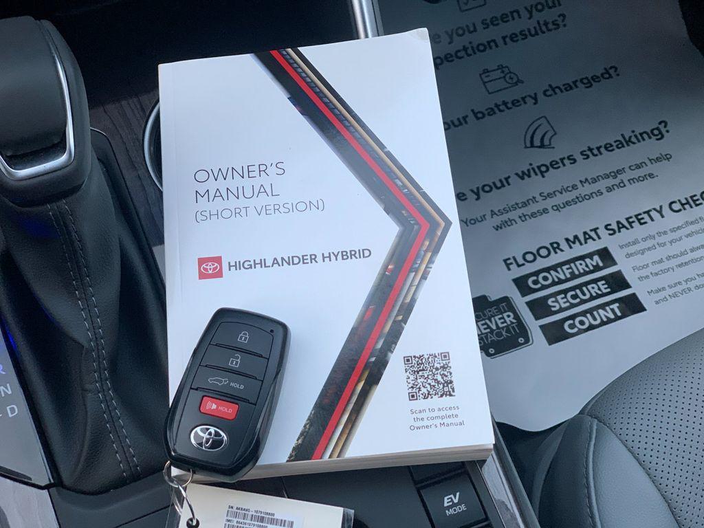 used 2024 Toyota Highlander Hybrid car, priced at $51,506