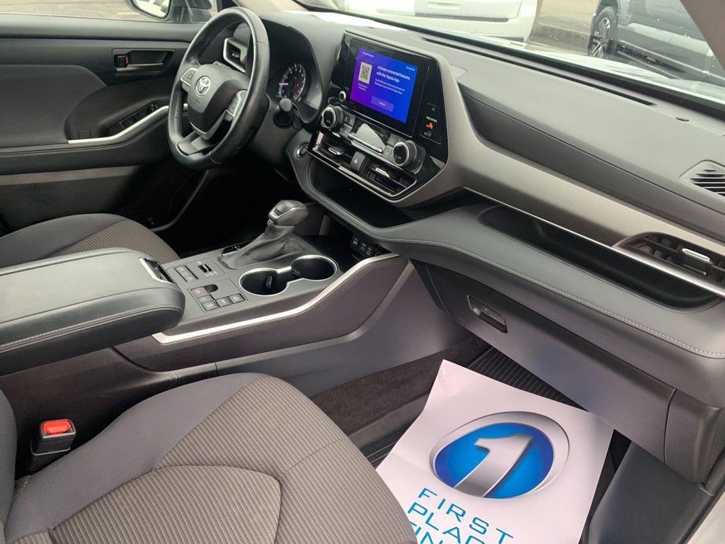 used 2023 Toyota Highlander car, priced at $36,015