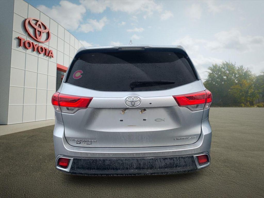 used 2018 Toyota Highlander car, priced at $27,991