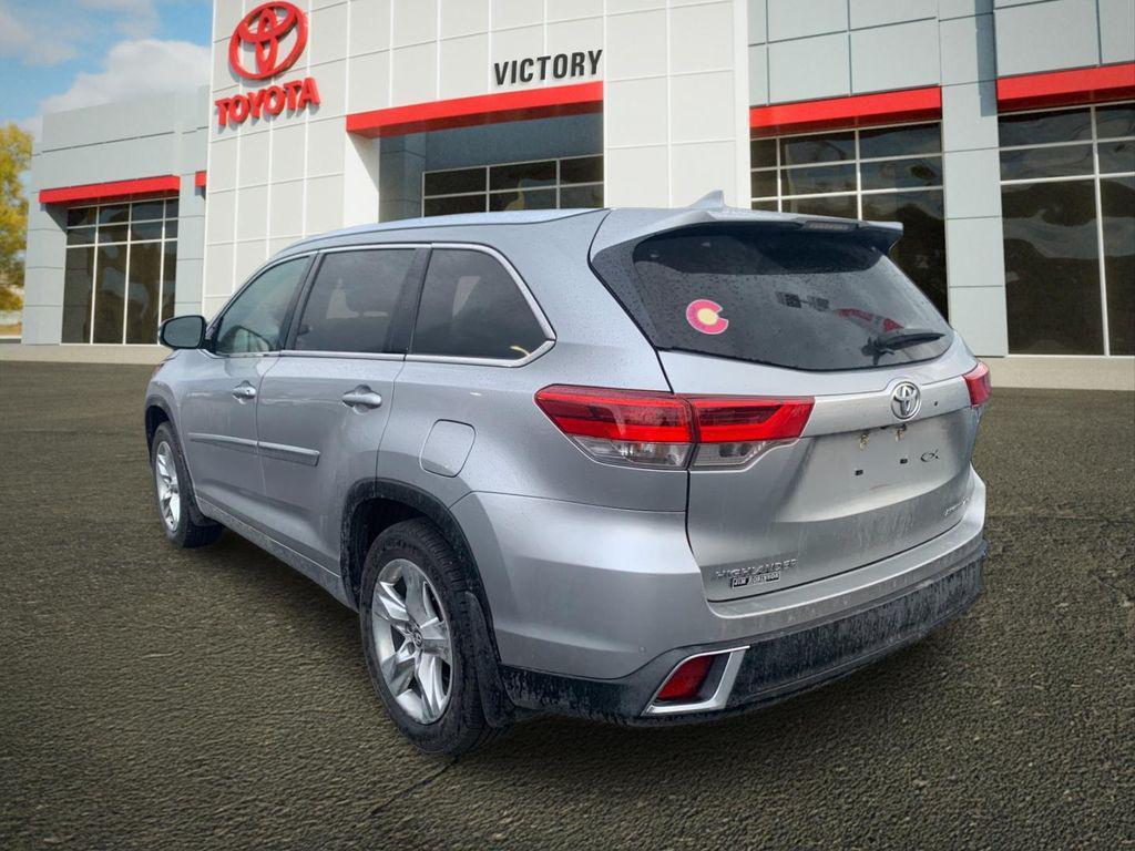 used 2018 Toyota Highlander car, priced at $27,991