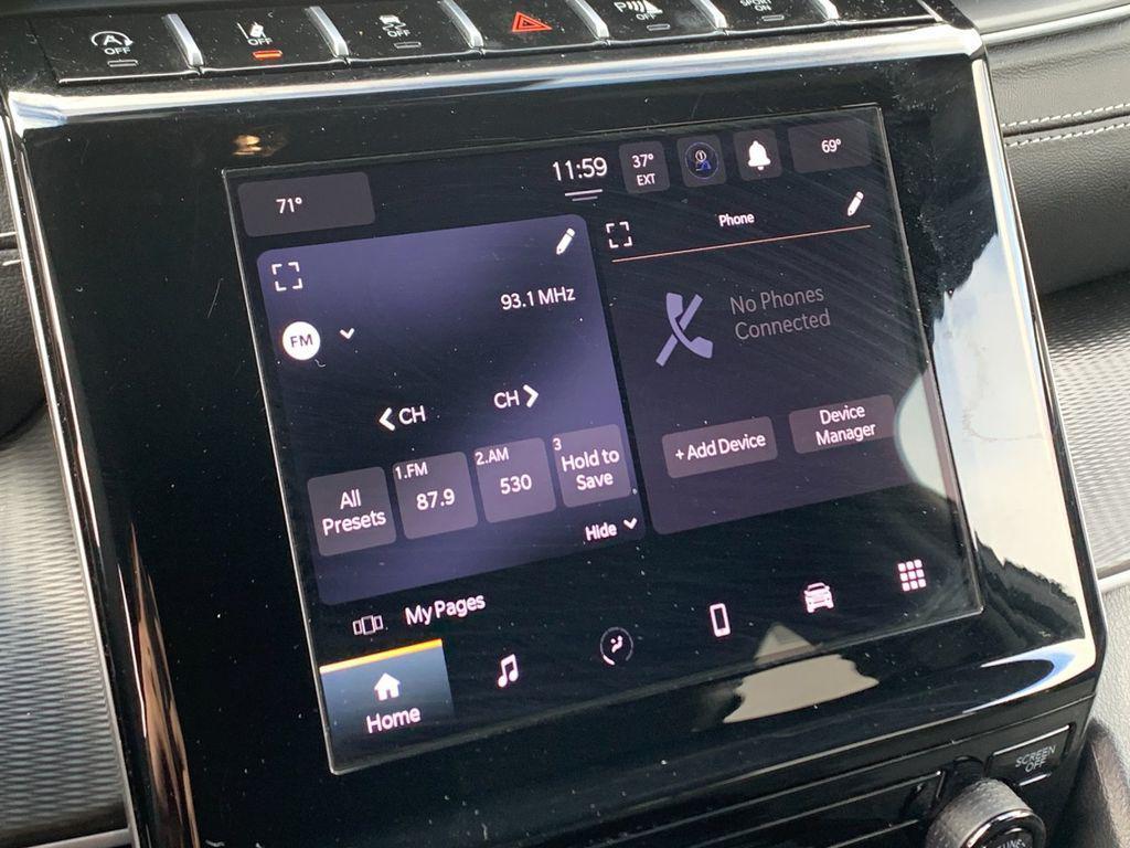 used 2024 Jeep Grand Cherokee car, priced at $29,143