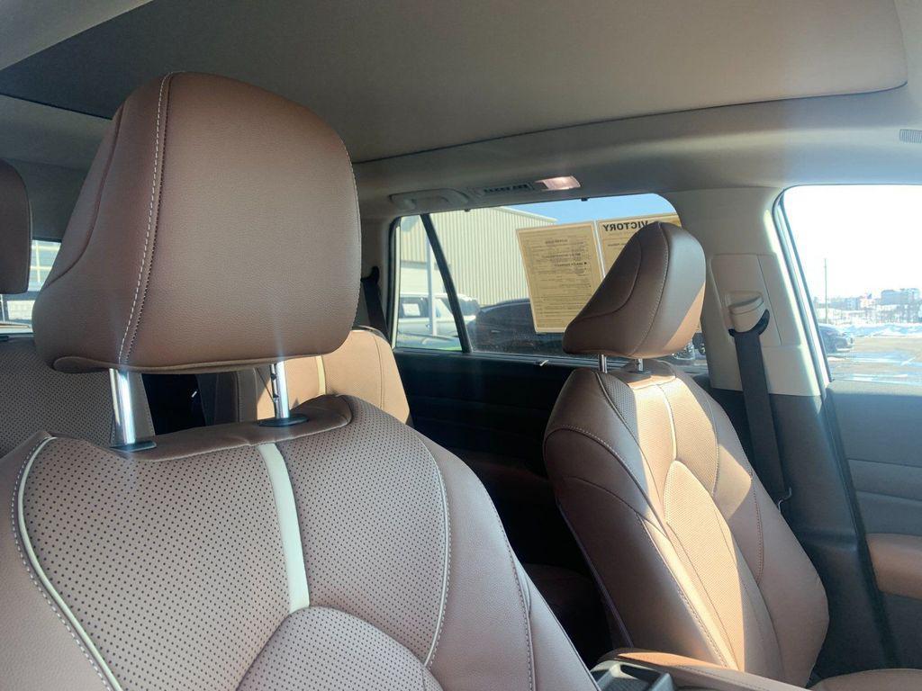 used 2025 Toyota Grand Highlander car