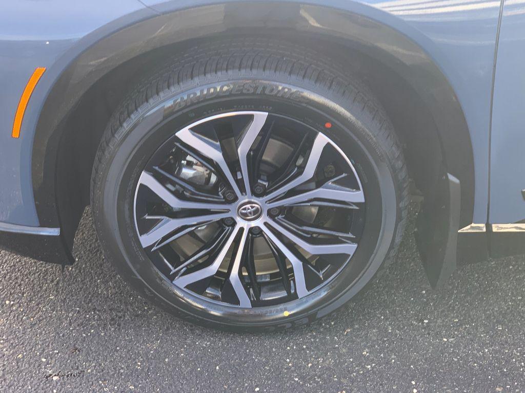 new 2025 Toyota Crown Signia car, priced at $46,681