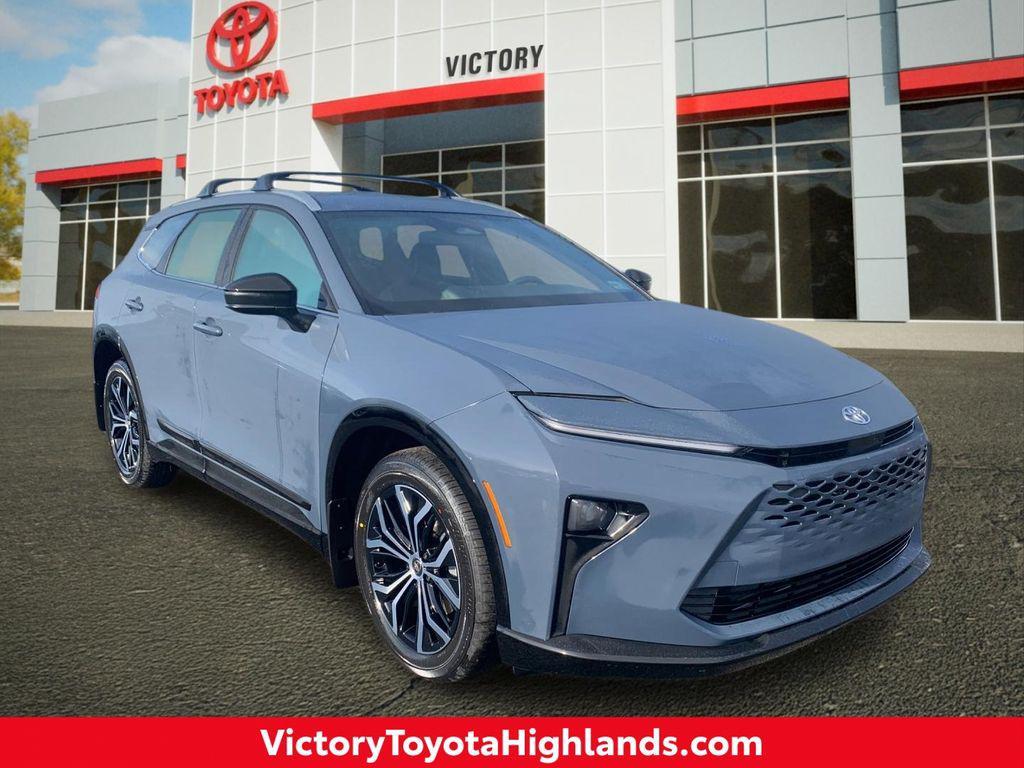 new 2025 Toyota Crown Signia car, priced at $46,681