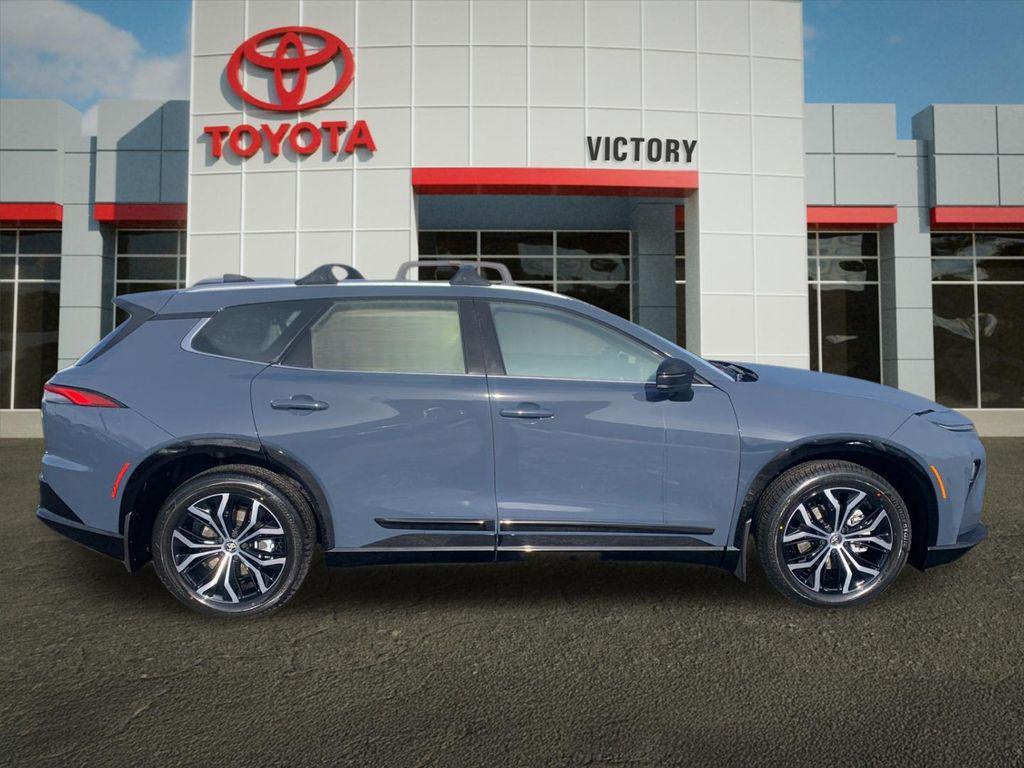 new 2025 Toyota Crown Signia car, priced at $46,681