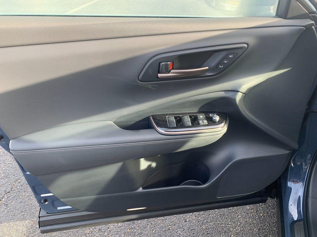 new 2025 Toyota Crown Signia car, priced at $46,681