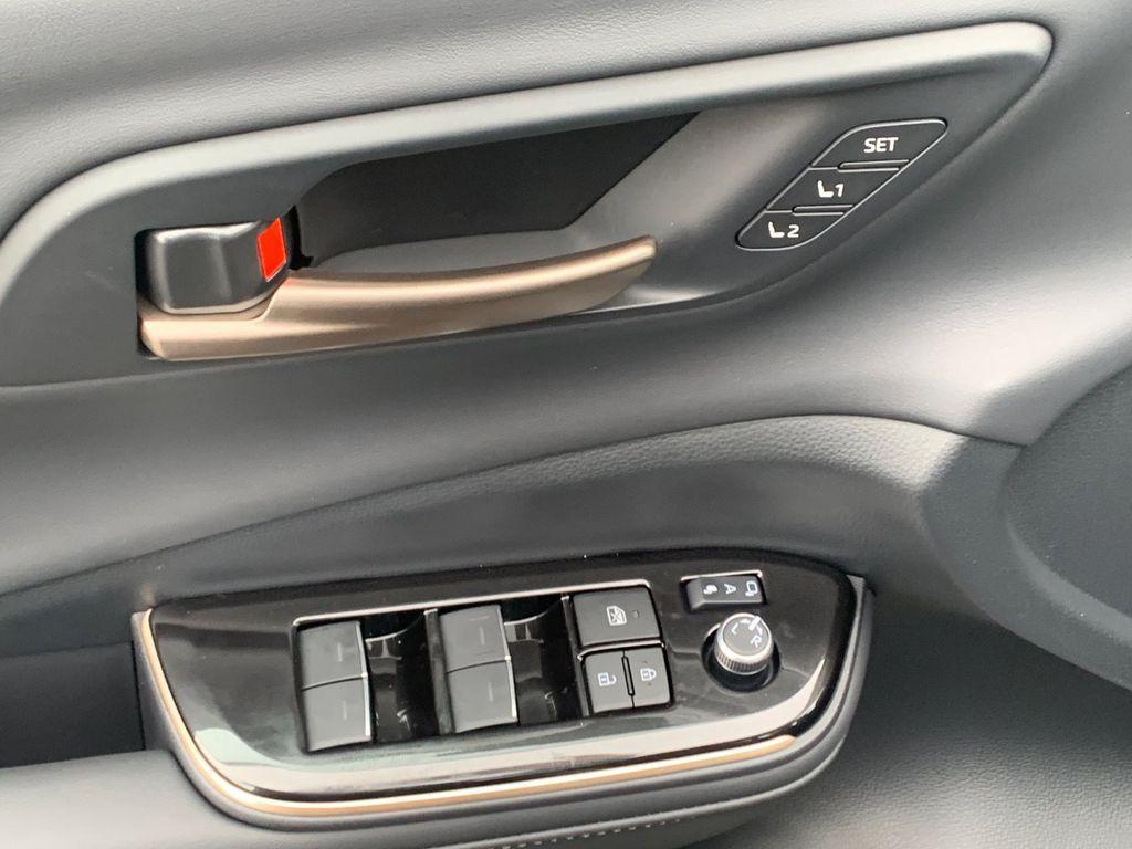 new 2025 Toyota Crown Signia car, priced at $46,681