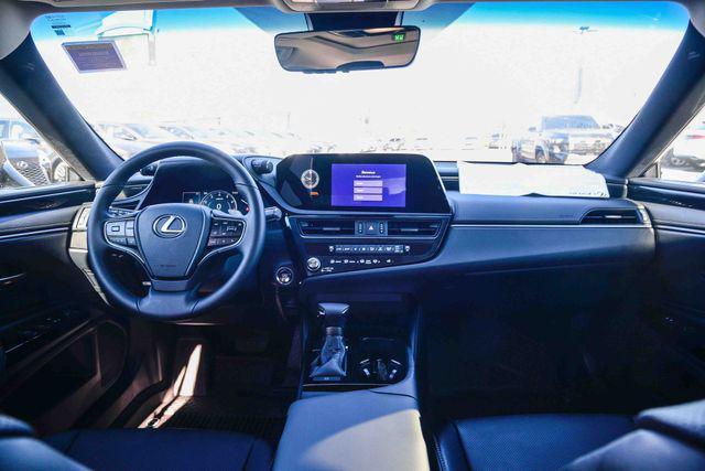 new 2025 Lexus ES 350 car, priced at $45,169