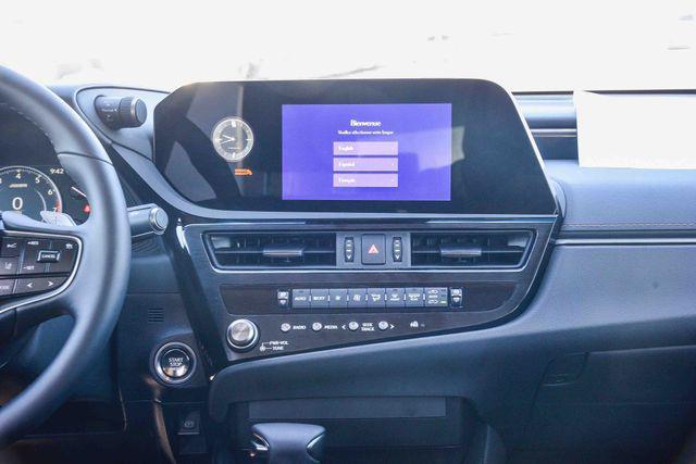 new 2025 Lexus ES 350 car, priced at $45,169