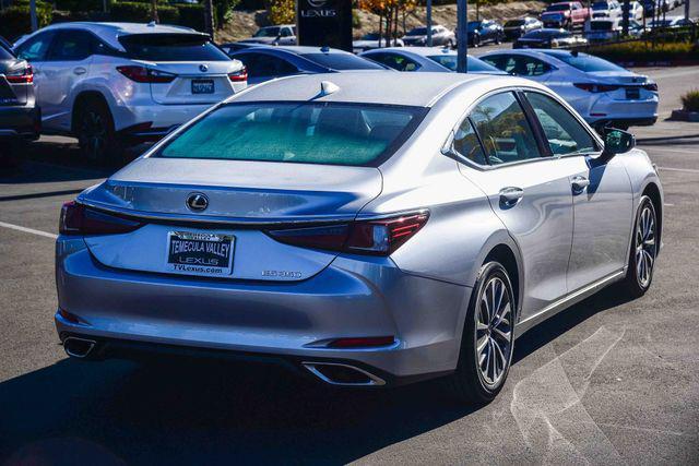new 2025 Lexus ES 350 car, priced at $45,169