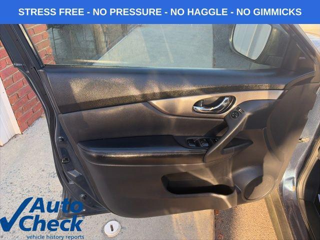 used 2016 Nissan Rogue car, priced at $10,243