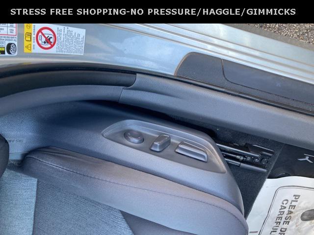 used 2018 Toyota Camry Hybrid car, priced at $16,268