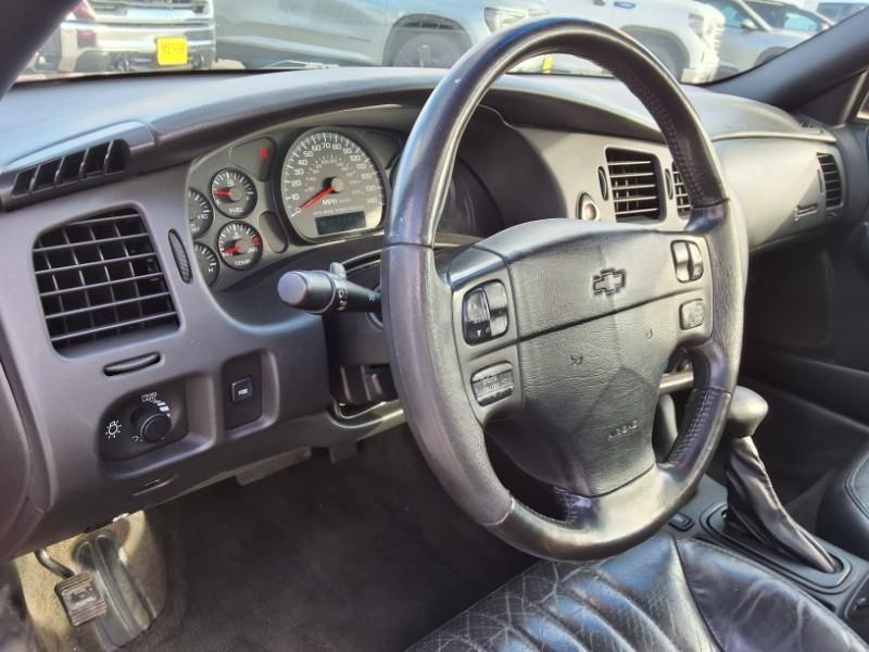 used 2004 Chevrolet Monte Carlo car, priced at $9,995