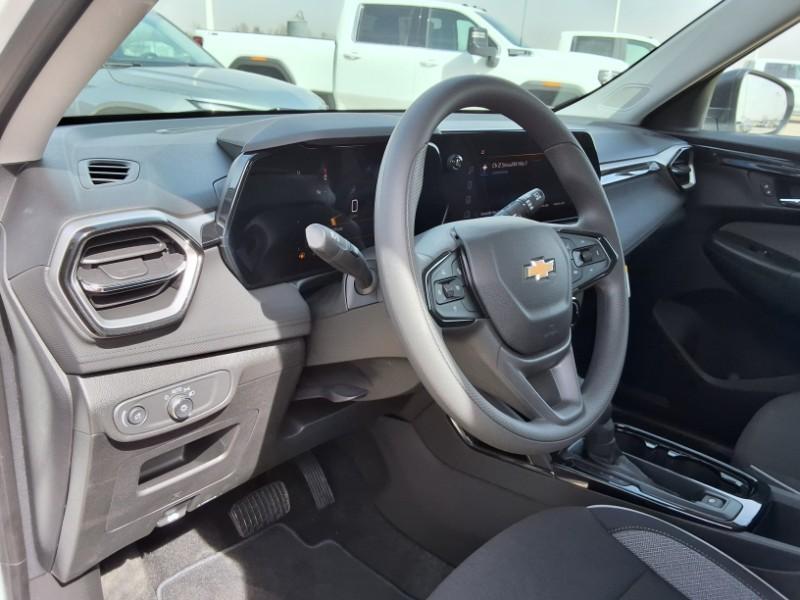 new 2026 Chevrolet TrailBlazer car, priced at $25,685