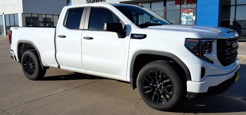 used 2024 GMC Sierra 1500 car, priced at $39,995