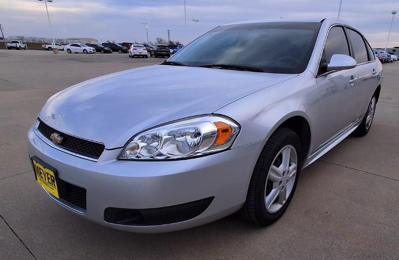 used 2015 Chevrolet Impala Limited car, priced at $14,495