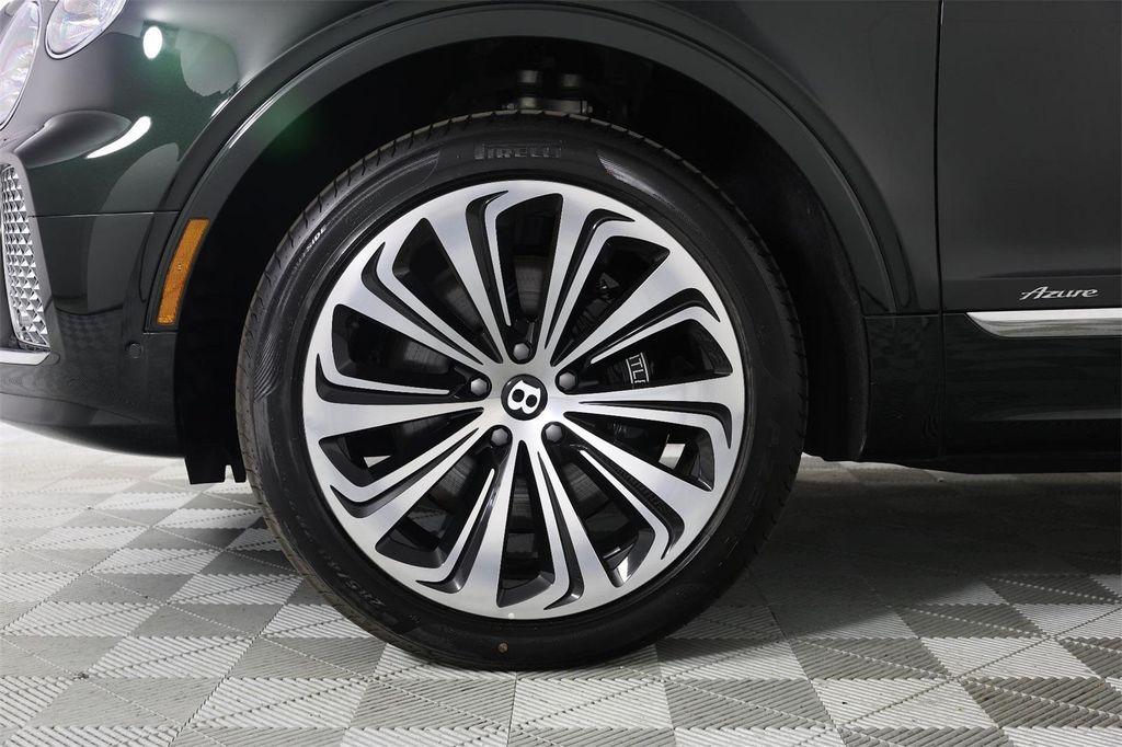 new 2025 Bentley Bentayga car, priced at $272,675