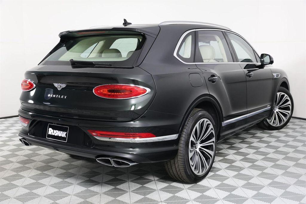 new 2025 Bentley Bentayga car, priced at $272,675