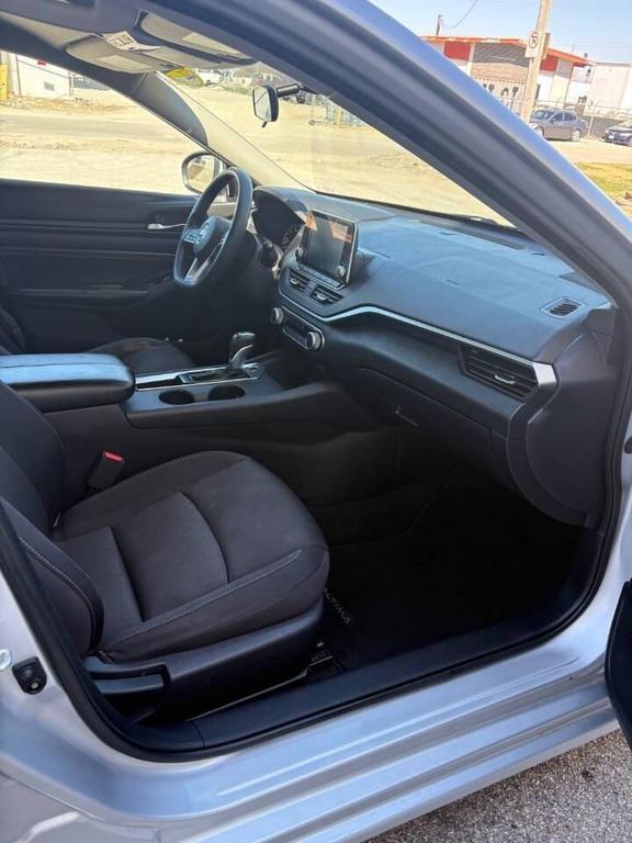 used 2020 Nissan Altima car, priced at $9,999