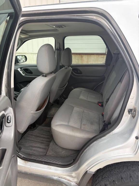used 2007 Ford Escape car, priced at $4,999