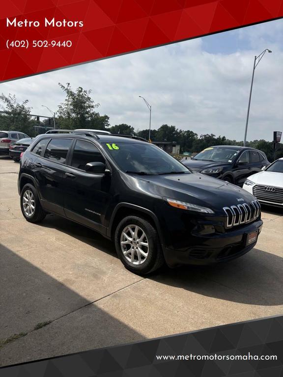 used 2016 Jeep Cherokee car, priced at $8,992