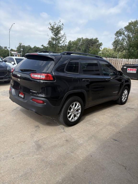 used 2016 Jeep Cherokee car, priced at $8,992