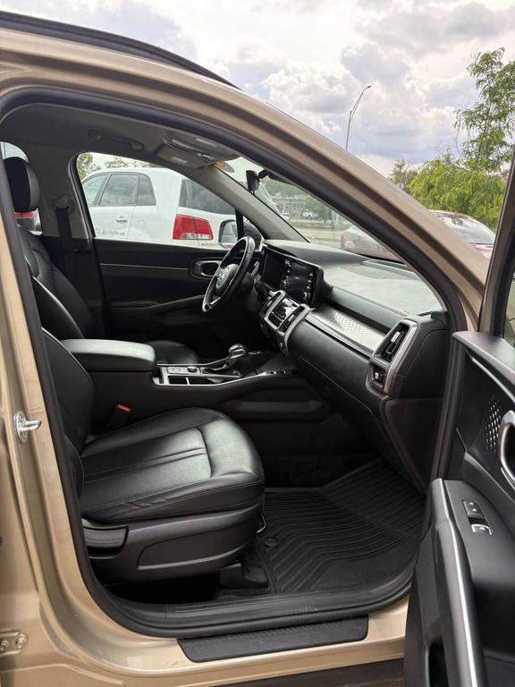 used 2021 Kia Sorento car, priced at $15,999