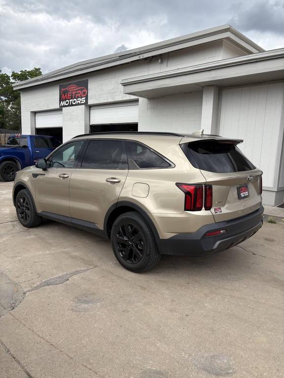 used 2021 Kia Sorento car, priced at $15,999