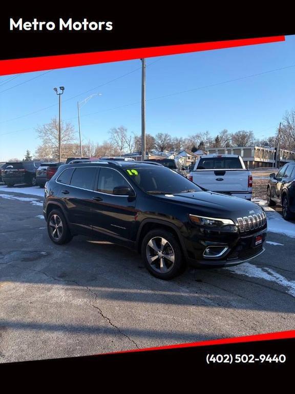 used 2019 Jeep Cherokee car, priced at $15,991