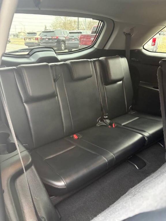 used 2015 Toyota Highlander car, priced at $13,887