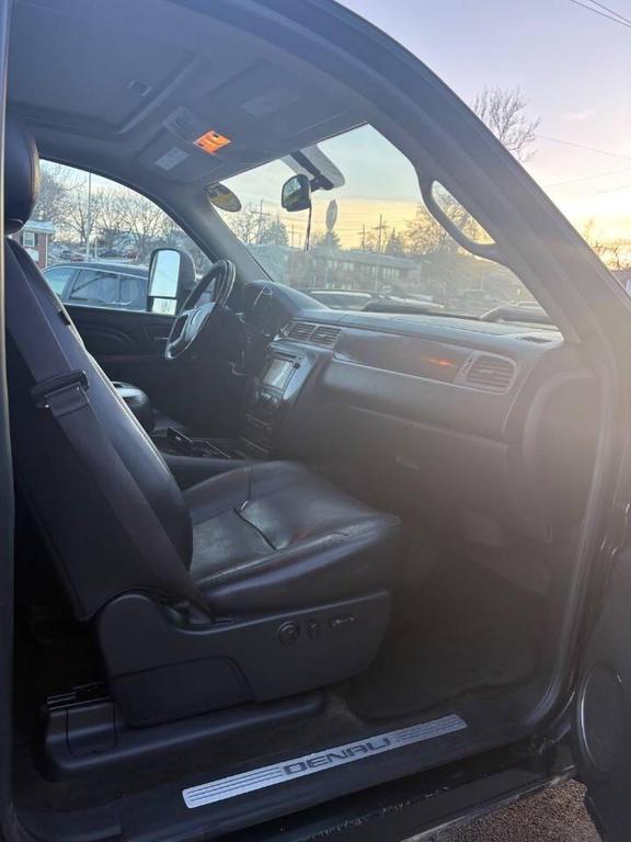 used 2013 GMC Sierra 2500 car, priced at $19,998