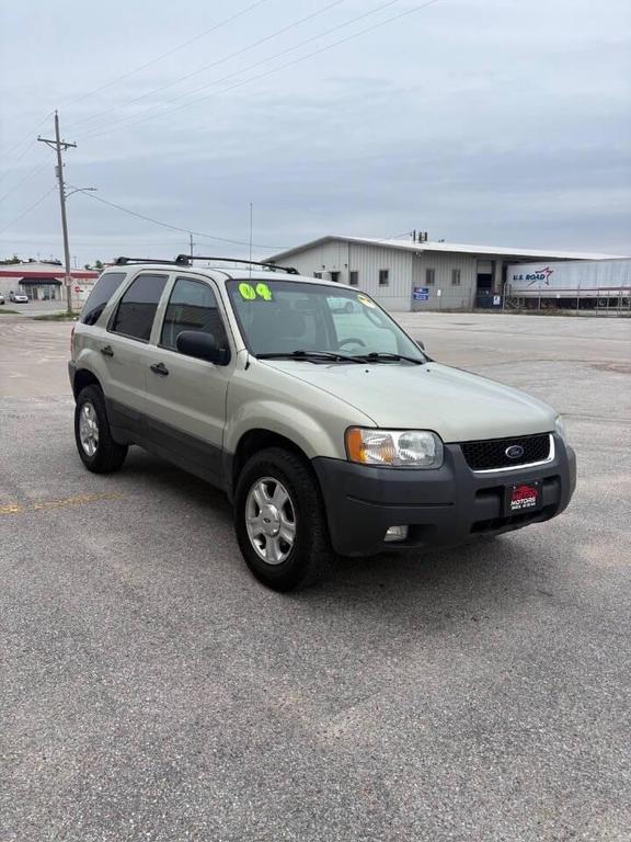 used 2004 Ford Escape car, priced at $4,922